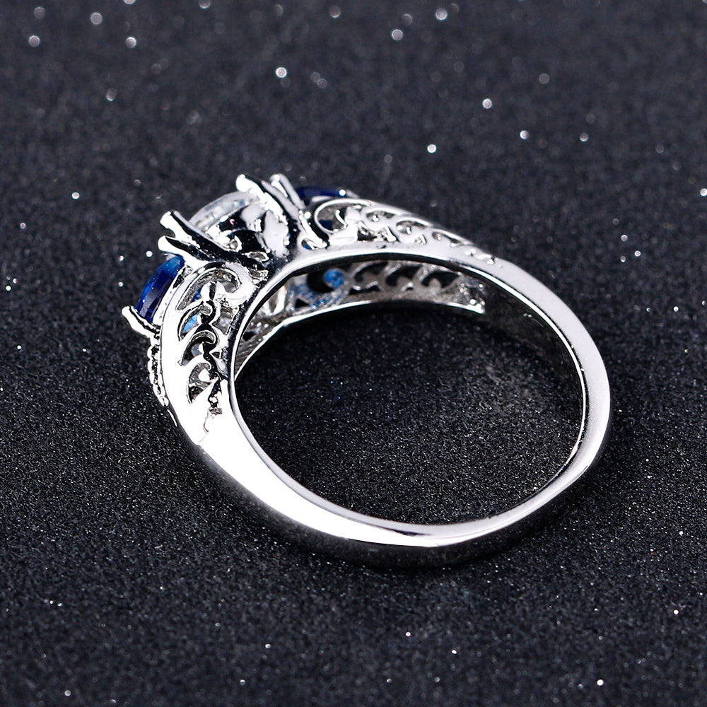 Sapphire engagement ring