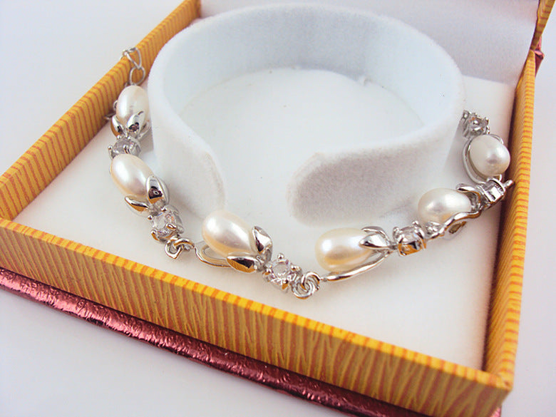 Freshwater pearl bracelet