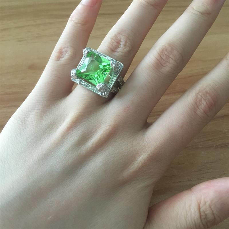 Platinum Emerald Zircon Ring Female