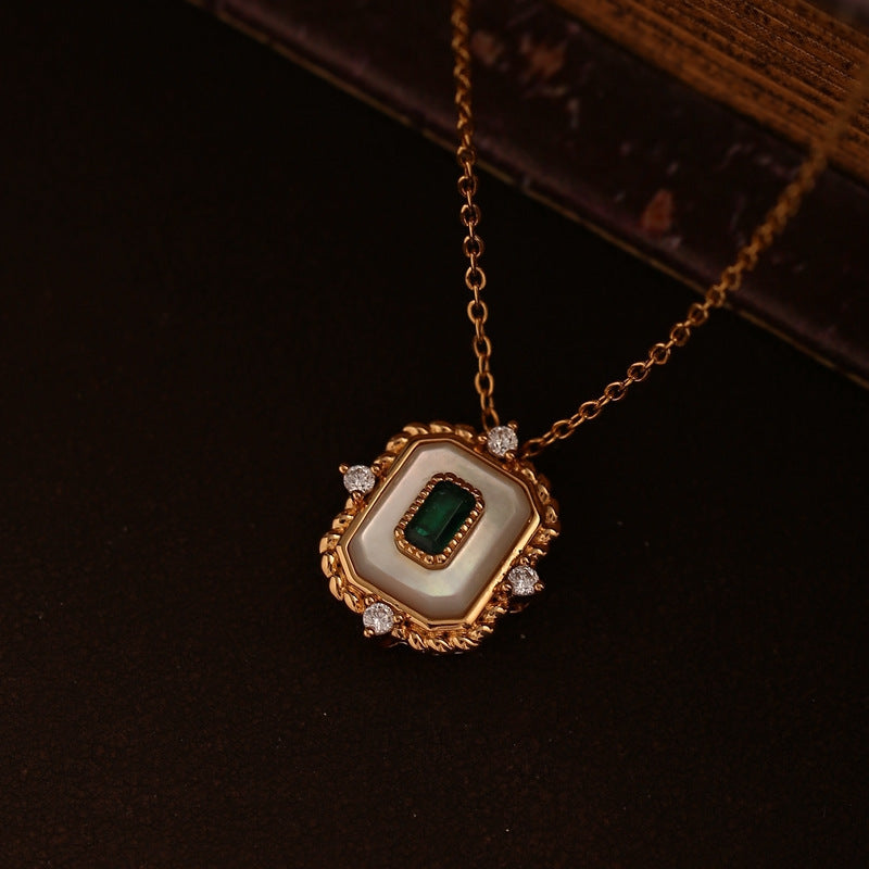 Exquisite Fritillary Emerald Zircon Necklace