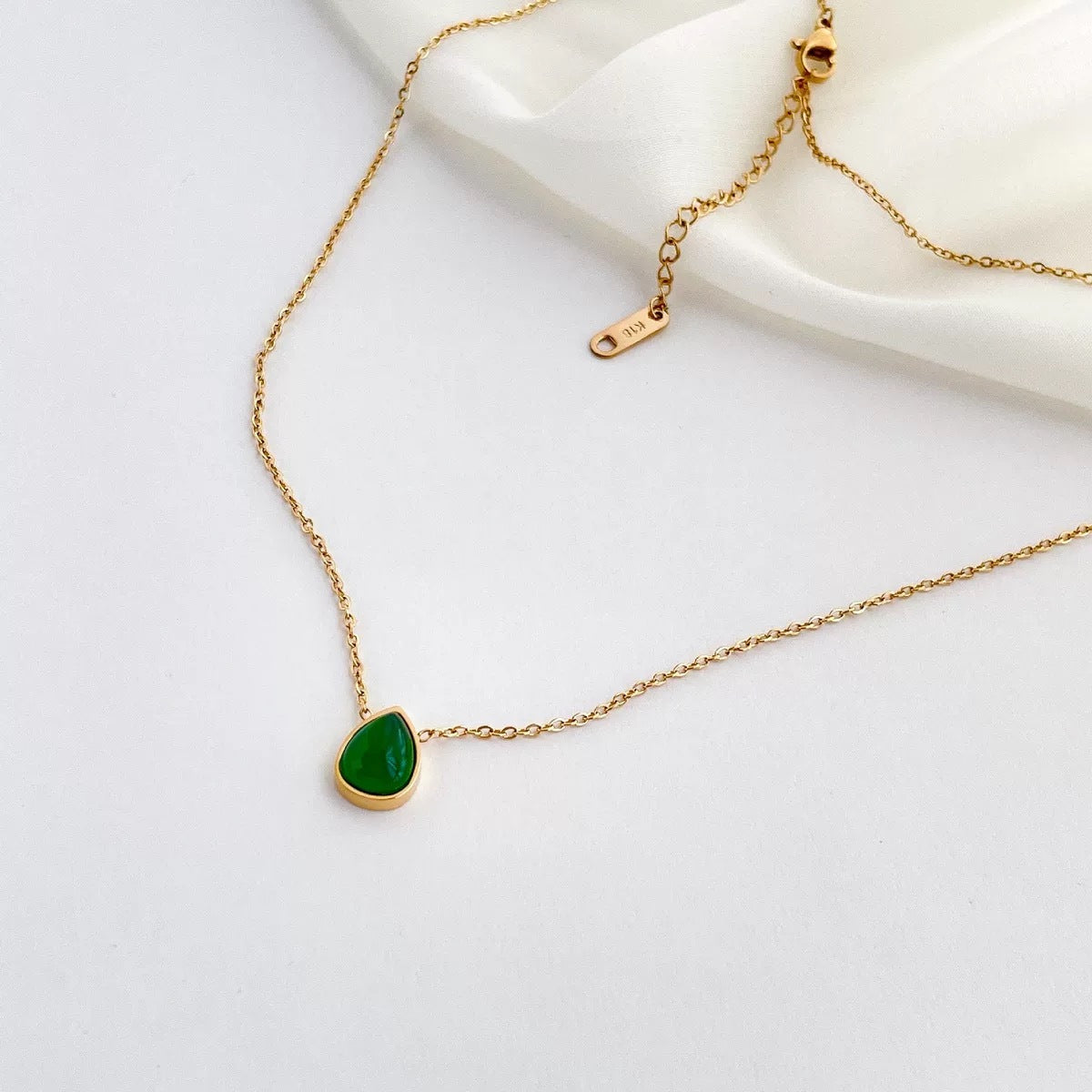 Water Drop Emerald Zircon Necklace