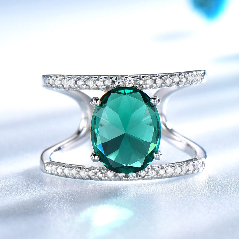 Emerald adjustable ring