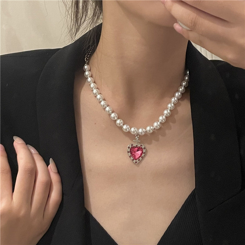 Light Luxury Love Ruby Pendant Necklace Niche