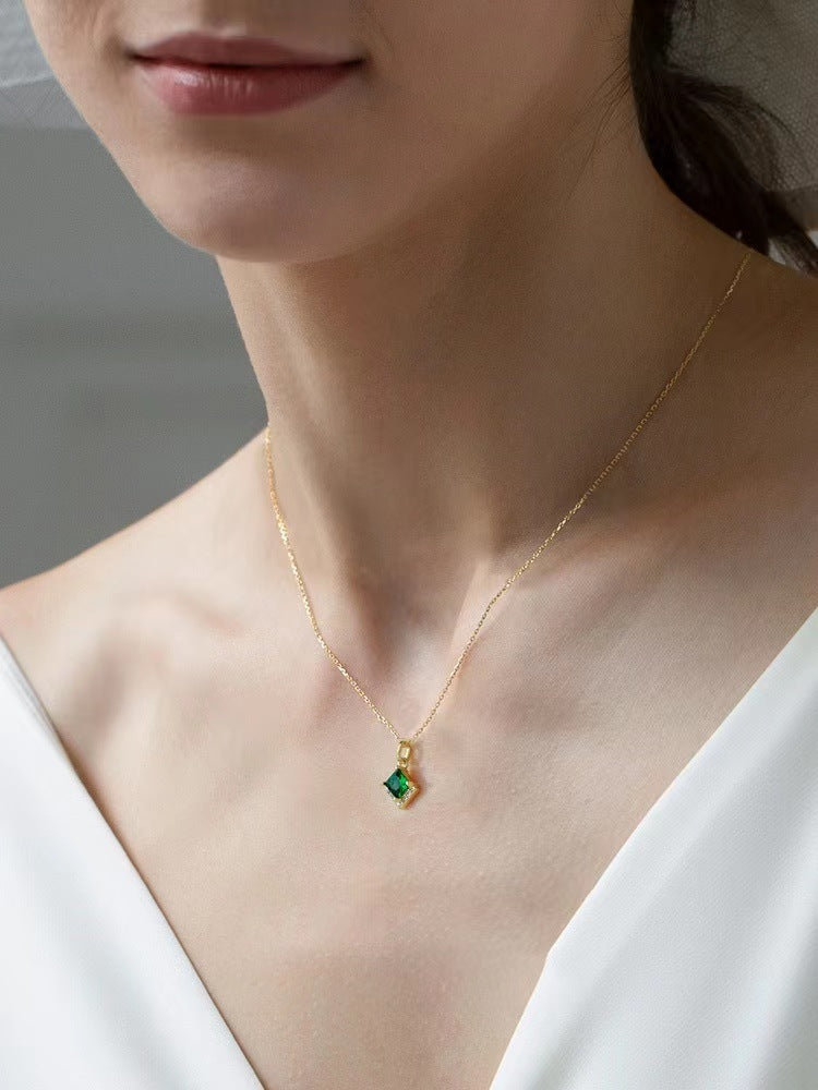 Square Diamond Emerald Clavicle Chain